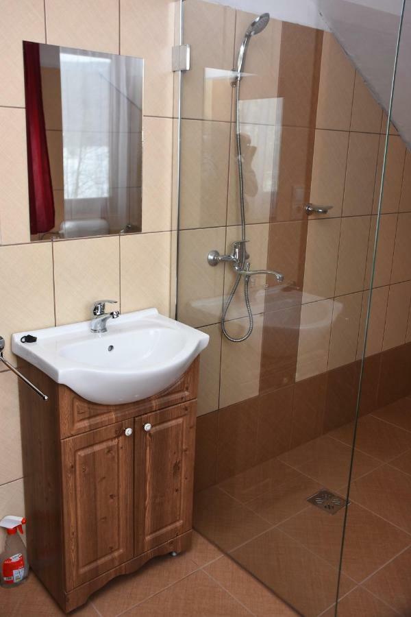 Hotel Katalin Kulcsoshaz Băile Chirui Exteriér fotografie